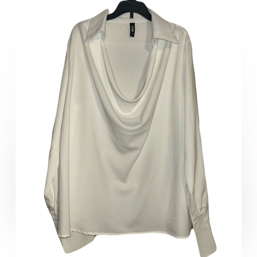 NWOT STYLEWE Blouse Top